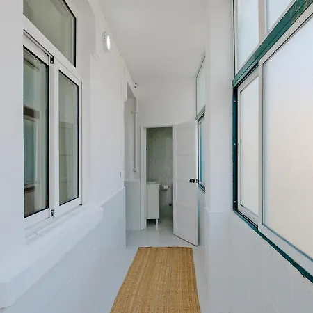 Alcantara View Lx Factory * Lissabon